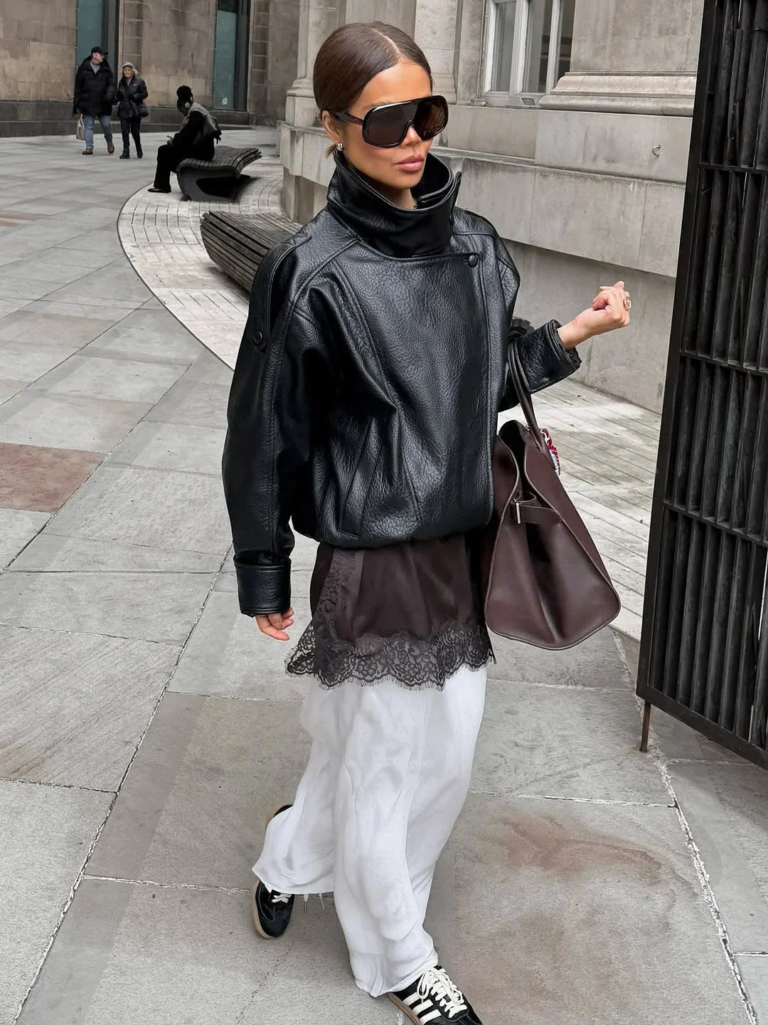 Jensen Blouson Noir Homme – Coupe Ajustée, Col Montant & Style Urbain Moderne