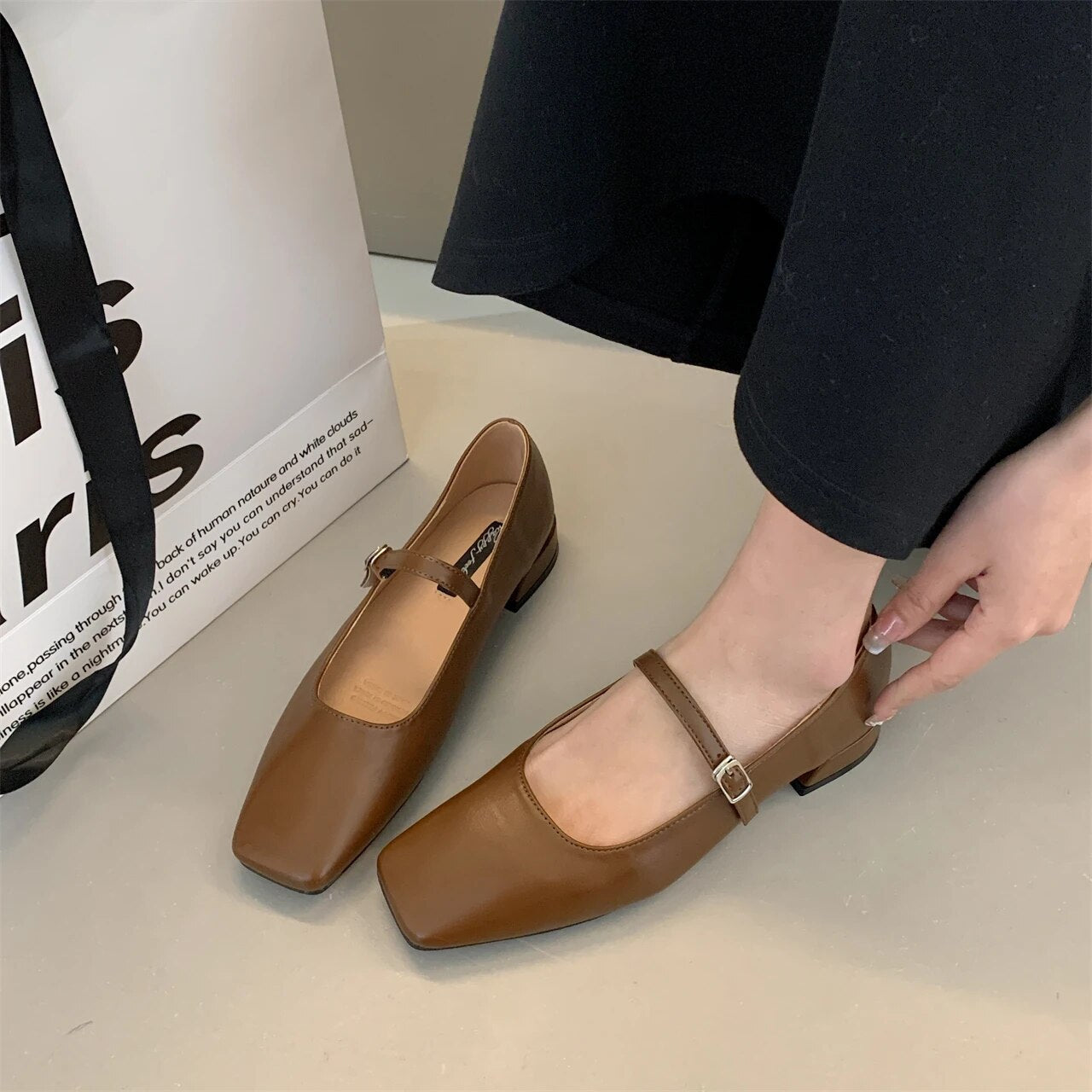 Cyril Zapatos de Tacón Plano para Mujer – Diseño elegante y cómodo con suela suave y flexible