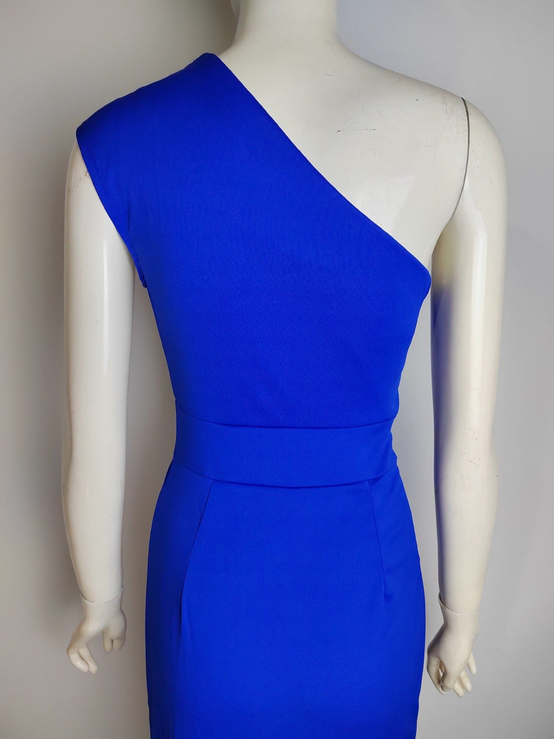 Clarissa Robe de Soirée Femme - Une Épaule, Col Asymétrique, Fente Haute - Robe Élégante et Ajustée pour Événements Formels