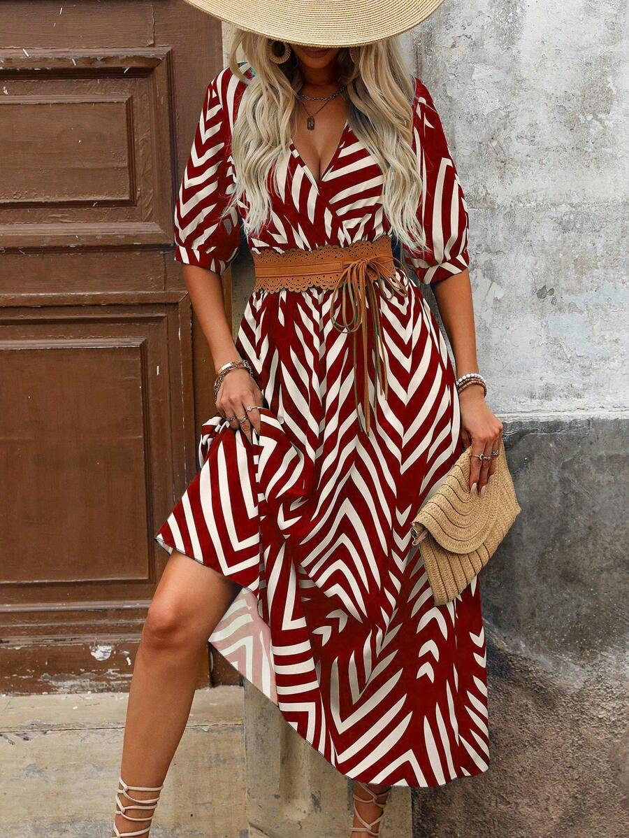 Charlie Robe Longue Femme – Ceinturée avec Imprimé Graphique Chic & Coupe Moderne