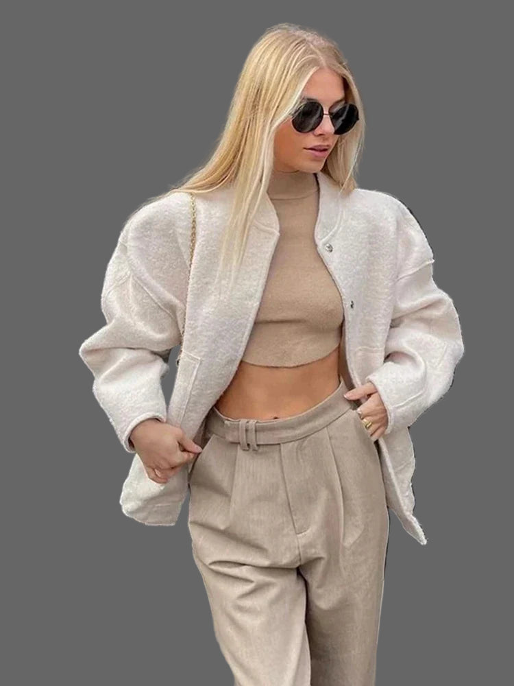 Leia Bouclé Blouson Women – Oversize Jacket with Soft Texture and Minimalist Design