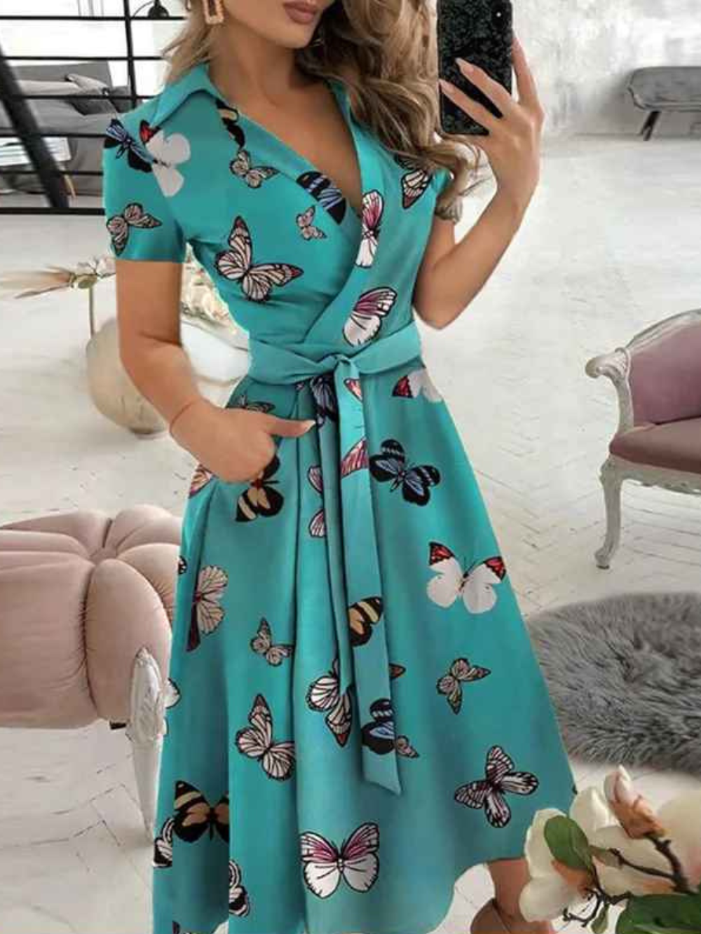 Lucia Robe Femme – Robe à Imprimé Géométrique avec Ceinture à la Taille et Coupe Aérienne pour Chaque Instant