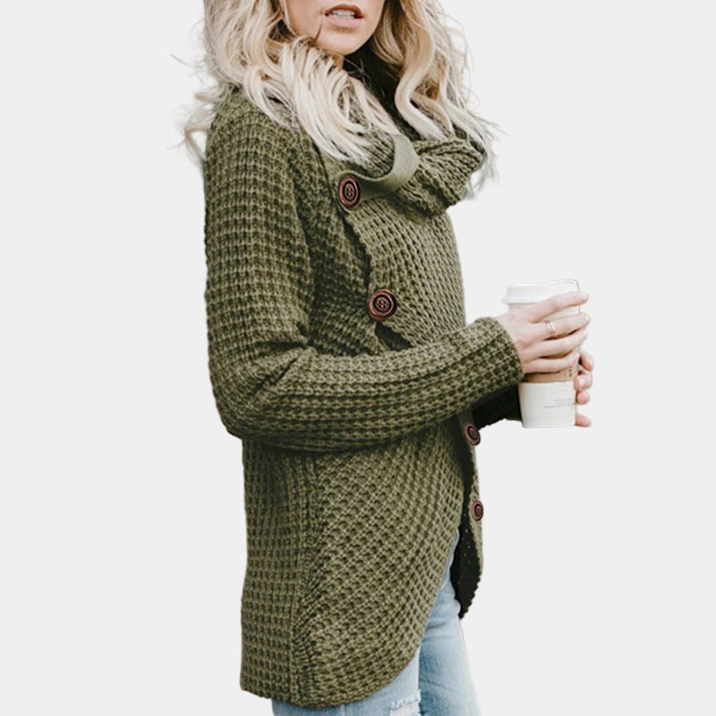 Belle rullekrave trøje til kvinder i tykt strik – dekorative knapper og vintervarme