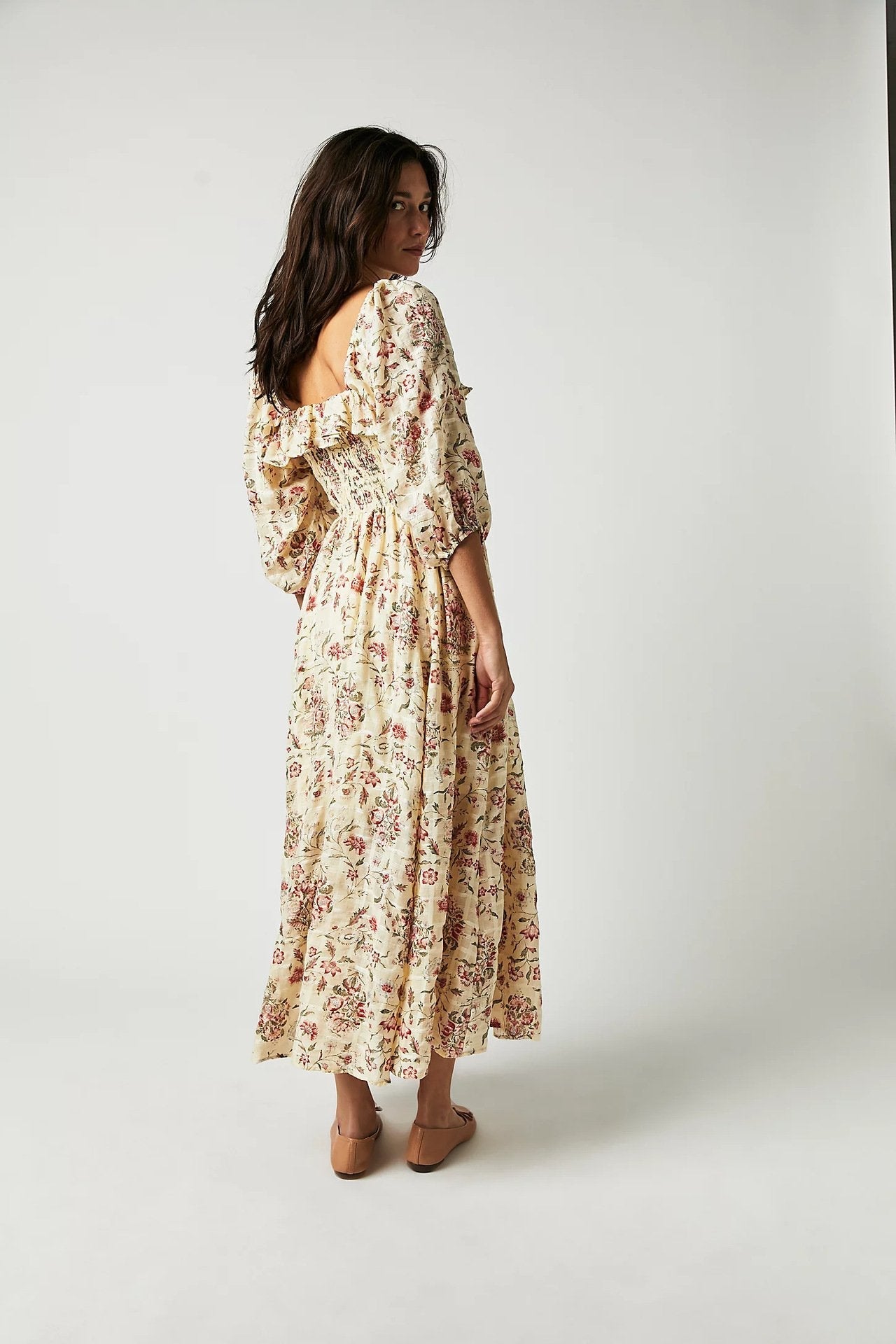 Vestido de mediodía de Quinn Women - Corte de algodón con estilo de flores bohemio y halagador