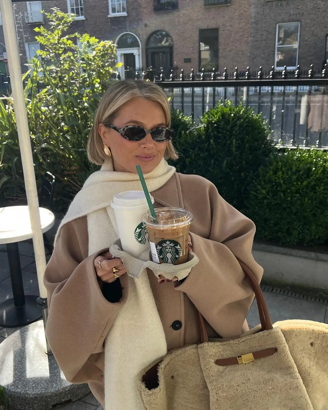 Amélie Femme Manteau Oversize – Élégant Manteau en Laine Doux & Tendance pour Hiver