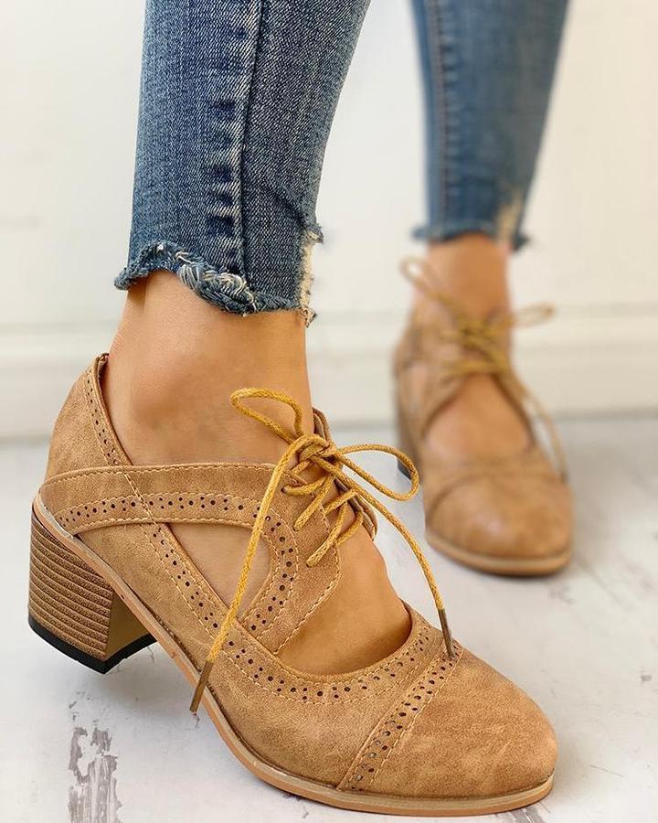 Rianna Women's Vintage Shoes - Pompe retrò fatte a mano con comoda sole e design senza tempo