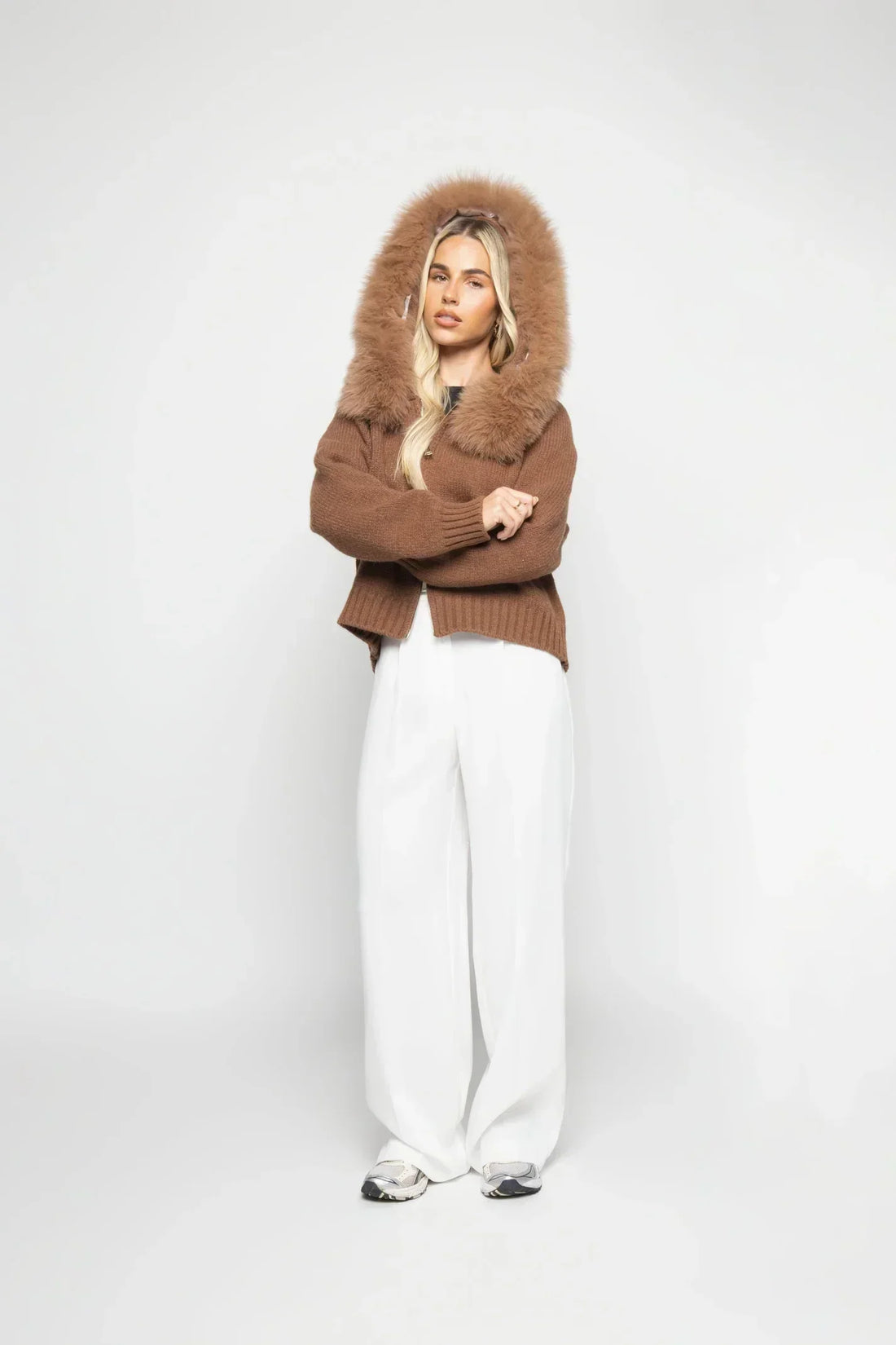Janelle Veste Femme – Veste en Laine Élégante avec Capuche Doublée de Fourrure