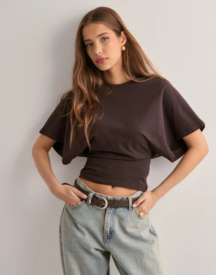 Isabelle T-Shirt Femme – T-Shirt Élégant avec Manches Évasées et Coupe Cintrée Flatteuse