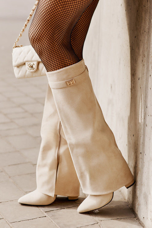 Amélie Bottes Hautes – Bottes en Suédine Noire avec Bout Pointu & Détails Élégants