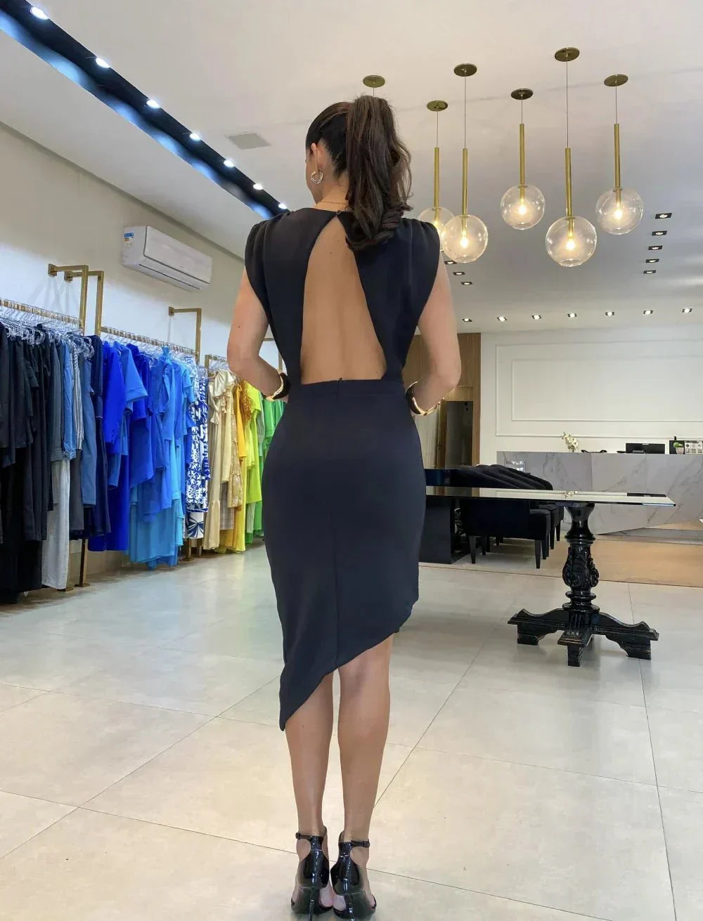 Vestido de mujeres de Joan - vestido de verano elegante y relajado con amplia taza y aspecto femenino