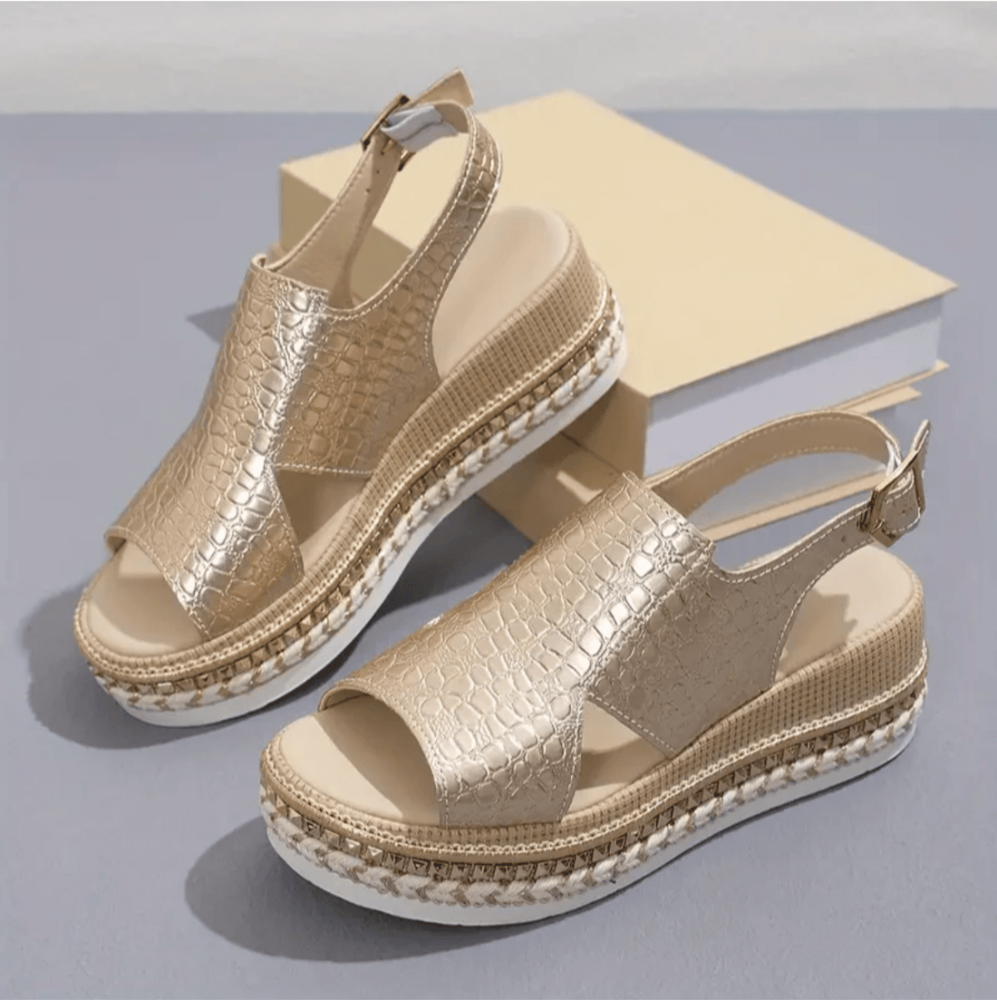 Sandalias para mujeres de Meena: zapatillas cómodas con brida ajustable y suela estable