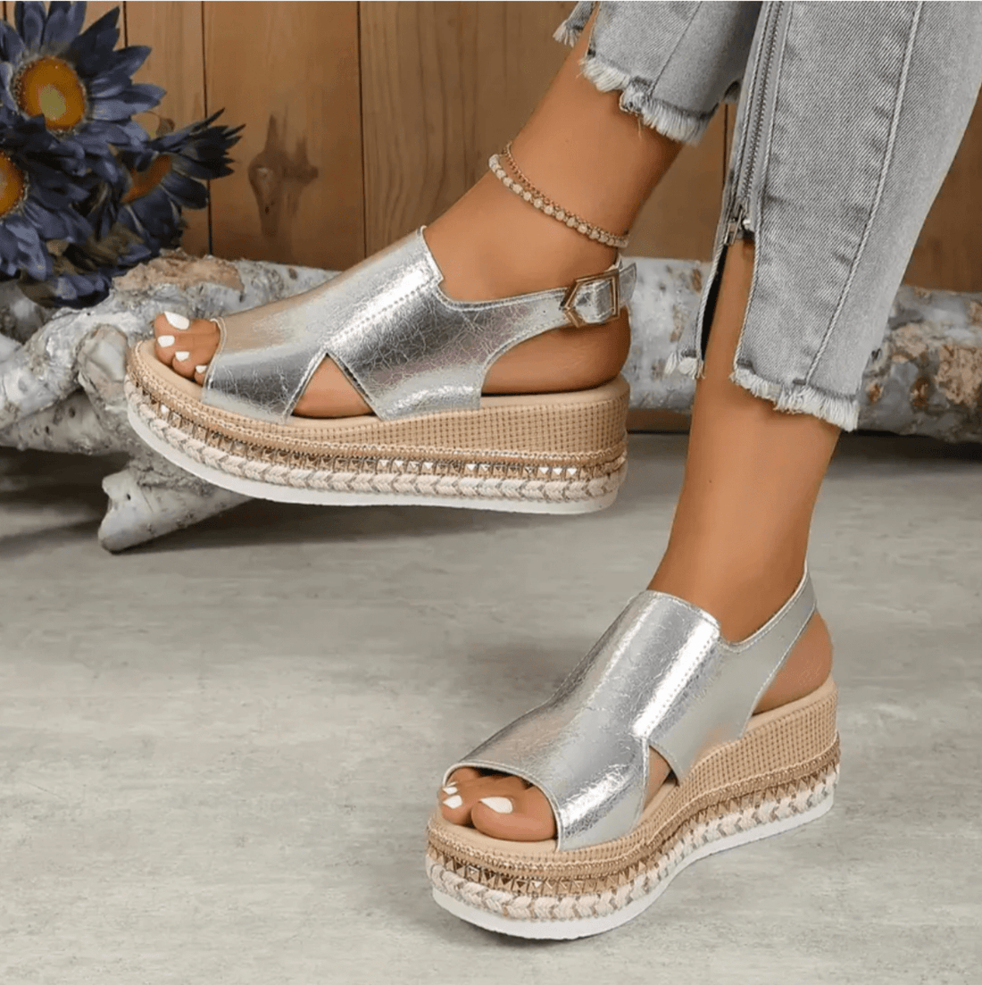 Sandalias para mujeres de Meena: zapatillas cómodas con brida ajustable y suela estable