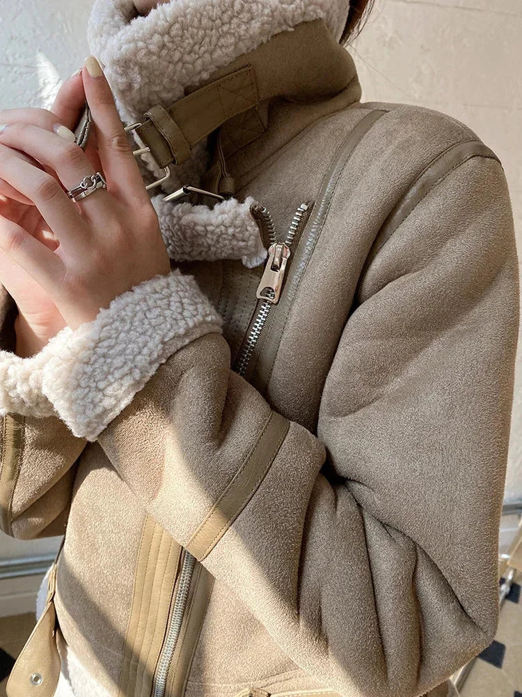 Morgan Damenjacke mit Kunstlammfellfutter – Vorderer Reißverschluss, Wärme, Komfort & moderner Stil